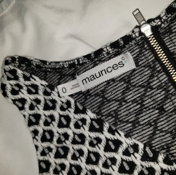Maurice Black and white pattern Size 0 Dress - Picture 6 of 10
